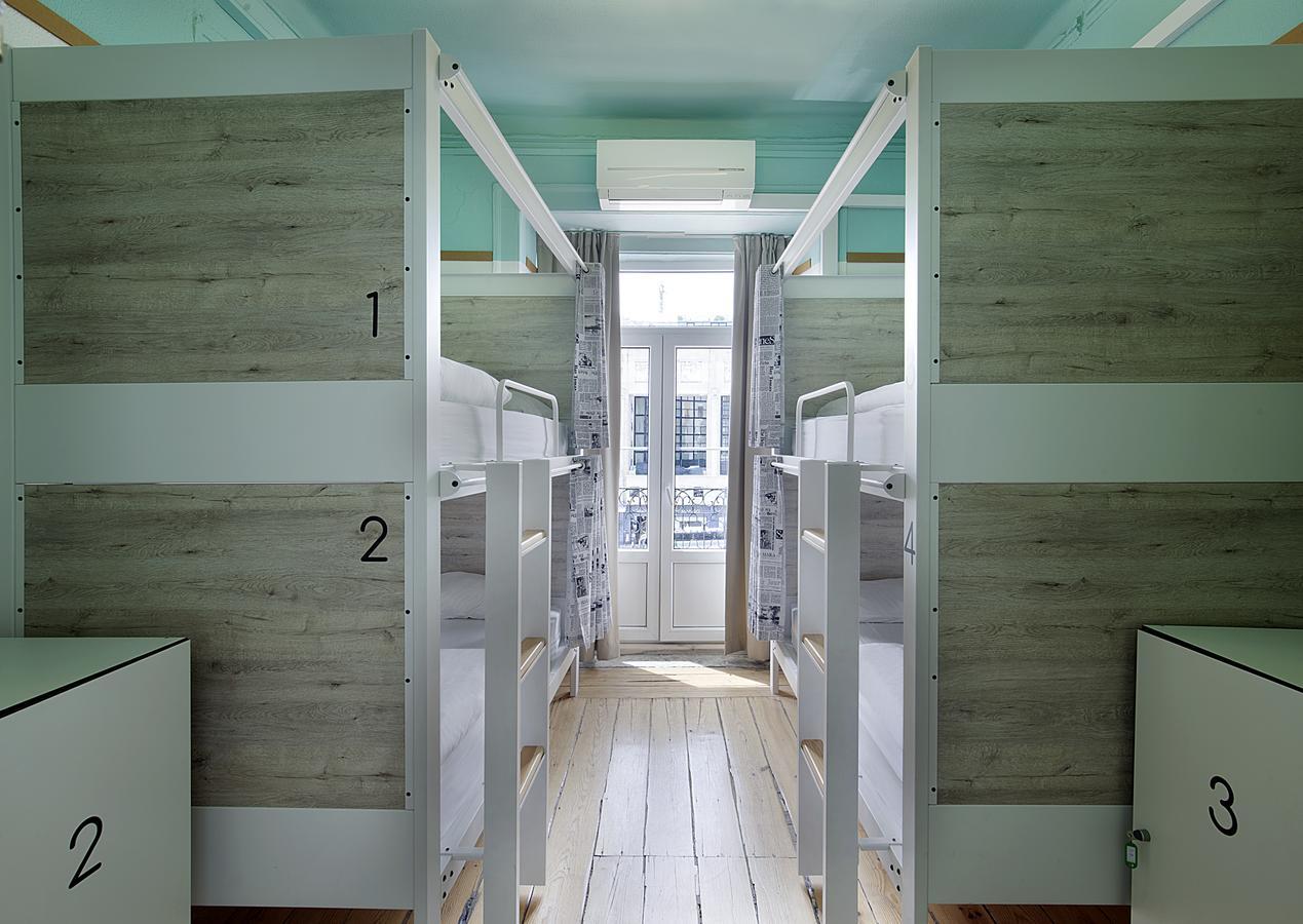 Bed 4-Bed Mixed Dormitory Room