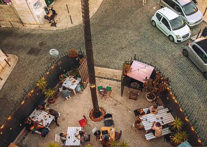 Oasis Backpackers' Hostel Lisbon Cowork&Coliving